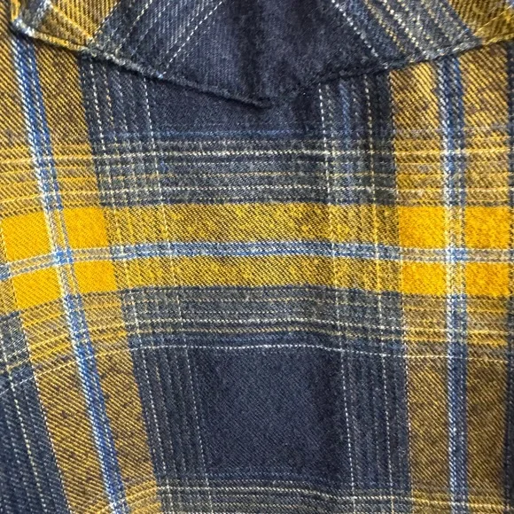 Lee Men's Blue and Yellow Plaid Shirt - Picture 3 of 3